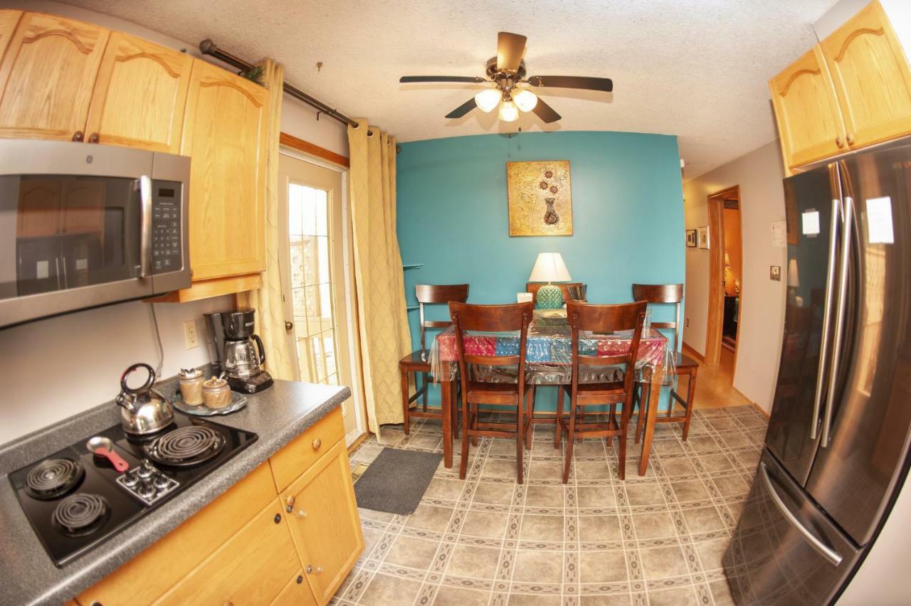 Tiga Bed And Breakfast Yellowknife Exterior photo